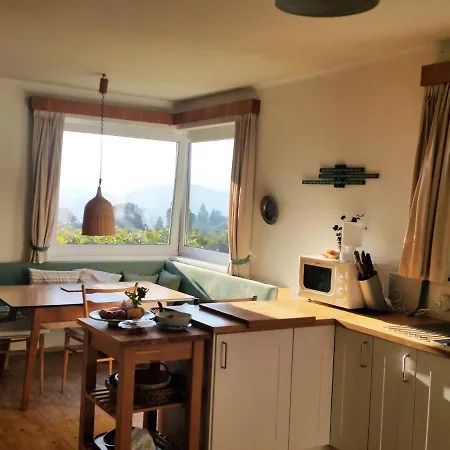 Holiday In Near W Rthersee Ludmannsdorf